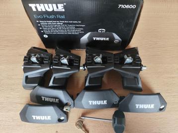 Thule Evo Flush Rail 7106 Voetenzet, Enlèvement, Comme neuf