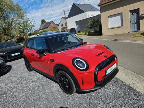 Mini cooper Se chilli red btw wagen, Auto's, Mini, Bedrijf, Te koop, Cooper, Achteruitrijcamera, Radio, Zetelverwarming, Elektrisch