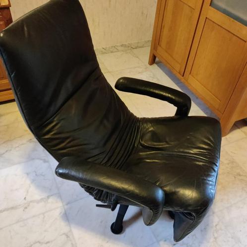 jori fauteil, Huis en Inrichting, Fauteuils, Gebruikt, Leer, Ophalen