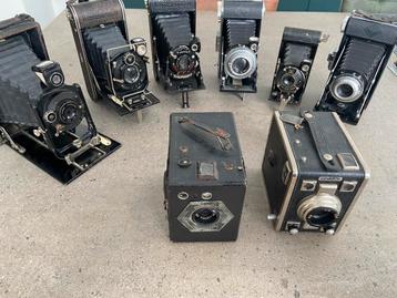 Lot 8 camera’s  beschikbaar voor biedingen