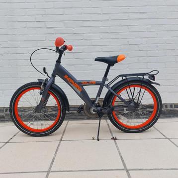 Thombike Volare 18 inch rood zwart bijna nieuw jongensfiets beschikbaar voor biedingen