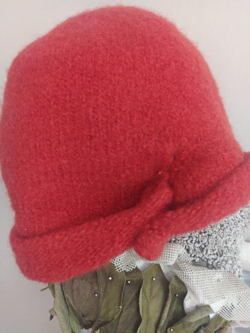 hoedjes, Kleding | Dames, Hoeden en Petten, Zo goed als nieuw, Hoed, Ophalen of Verzenden