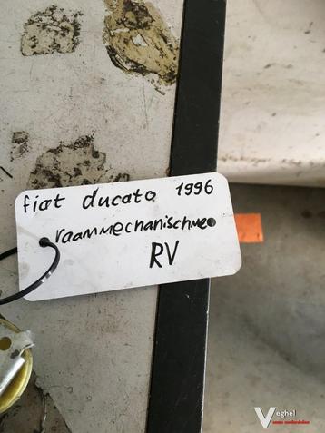 Fiat Ducato 1996  Raammechanisme Rechtsvoor Handbediend beschikbaar voor biedingen