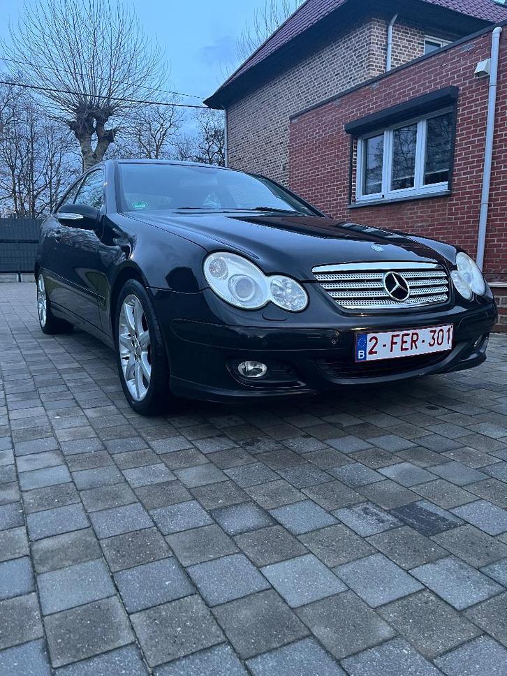 Compresseur Mercedes C180, Autos, Mercedes-Benz, Particulier, Classe C, ABS, Phares directionnels, Airbags, Air conditionné, Alarme