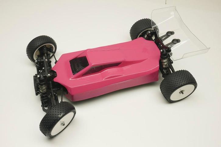 Xray XB4 2021 in zeer goeie staat, zie foto's van cardans, Hobby en Vrije tijd, Modelbouw | Radiografisch | Auto's, Gebruikt, Auto offroad