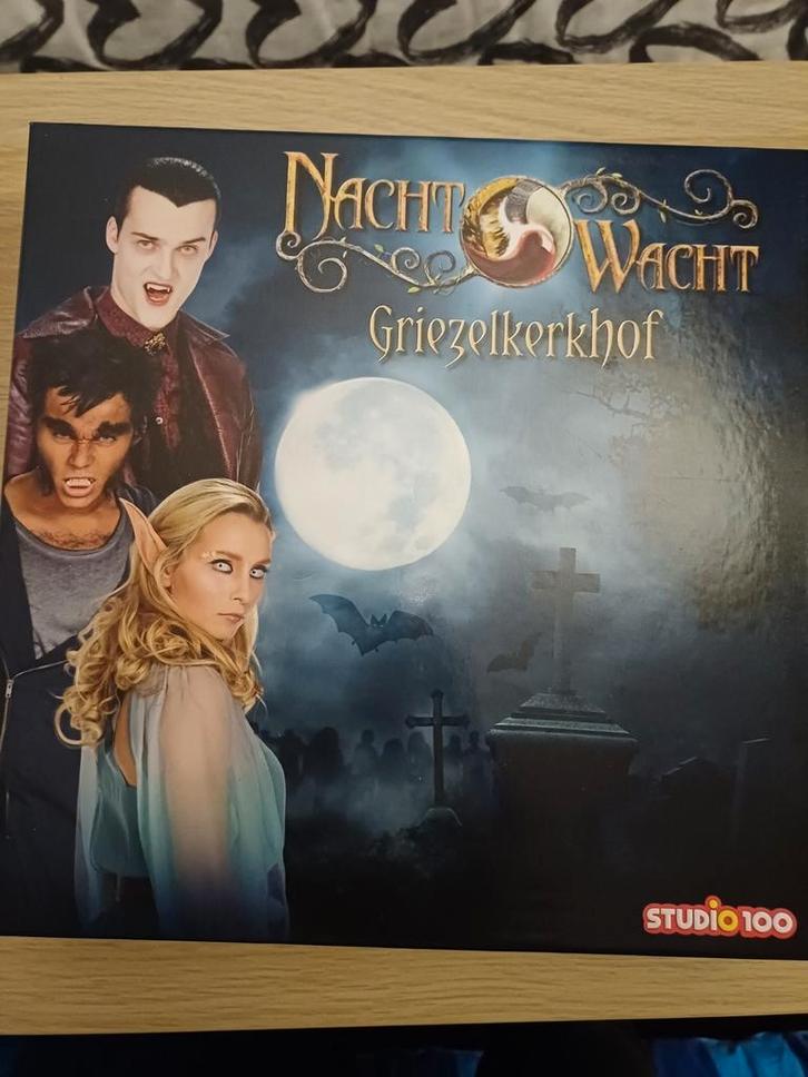 Gezelschapsspel Nachtwacht, Hobby en Vrije tijd, Gezelschapsspellen | Bordspellen, Zo goed als nieuw, Ophalen of Verzenden
