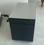 Metalen bureau lade’s, Ophalen, Zo goed als nieuw, Bureau