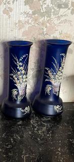 2 vases en verre emaille a haut relief saphir art nouveau, Enlèvement