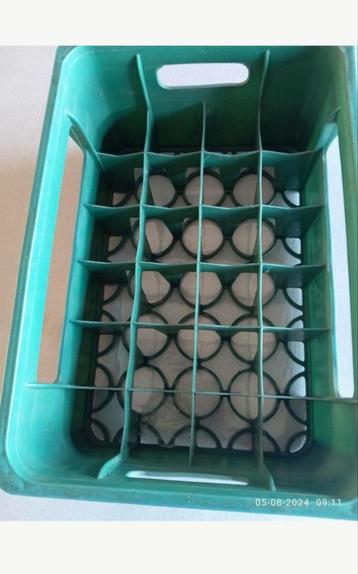 Bierbak voor 24 flessen van 500 ml beschikbaar voor biedingen
