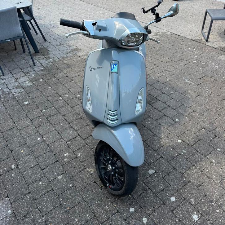 Vespa Sprint, Fietsen en Brommers, Brommers | Vespa, Gebruikt, Overige modellen, Klasse B (45 km/u), Ophalen