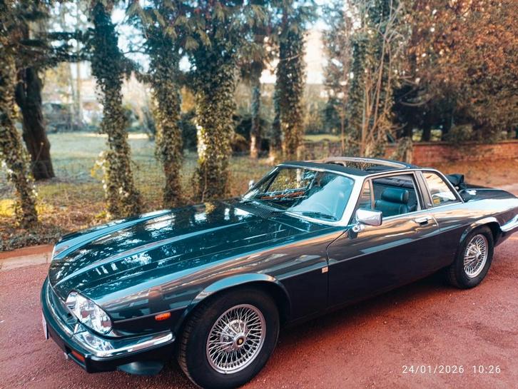 Jaguar Oldtimer Cabriolet 13500€, Auto's, Jaguar, Particulier, Alarm, Elektrische ramen, Benzine, Cabriolet, Leder, Ophalen