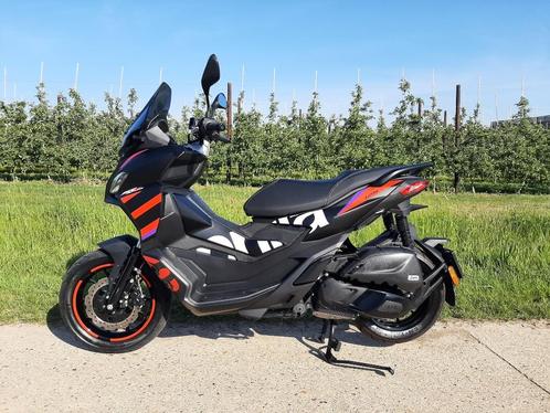 Aprilia SR 125 GT replica Speciale editie GP uitvoering, Motoren, Motoren | Aprilia, Bedrijf, Scooter, 11 kW of minder, 1 cilinder