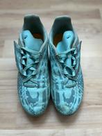Voetbalschoenen jongen te koop, Sport en Fitness, Ophalen, Zo goed als nieuw, Spikes