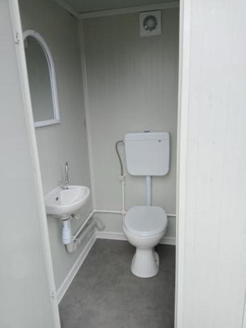 Nieuwe mobiele toiletunit – direct klaar voor gebruik beschikbaar voor biedingen