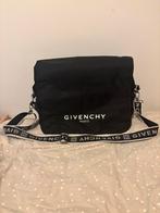 Givenchy luiertas, Ophalen, Gebruikt