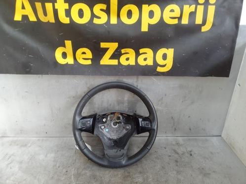 Volant d'un Opel Corsa, Autos : Pièces & Accessoires, Commande, Opel, Utilisé, 3 mois de garantie, Enlèvement ou Envoi