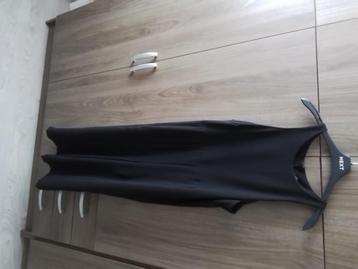 Jumpsuit vrouw beschikbaar voor biedingen