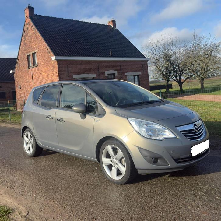 Full Option Opel Meriva *27.000 KM* 1.4 benzine, Auto's, Opel, Particulier, Meriva, Benzine, Euro 5, Monovolume, 5 deurs, Handgeschakeld