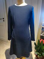 Très belle robe bleu foncé de Xandres, Comme neuf, Taille 38/40 (M), Bleu, Enlèvement ou Envoi