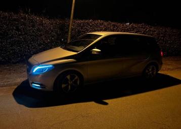 💥Mercedes B180 essence⛽️2012 moteur Mercedes 💥, Autos, Particulier, Essence, Achat