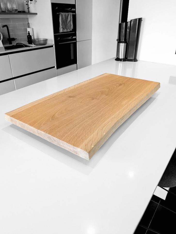 Massief rustieke eiken serveerplank op pootjes, Huis en Inrichting, Woonaccessoires | Dienbladen, Nieuw, Hout, Ophalen