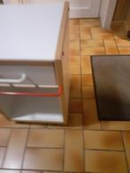 Kastje. Wit-bruin, Huis en Inrichting, Kasten | Boekenkasten, Ophalen