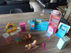 Poppen accessoires deels barbie, Kinderen en Baby's, Ophalen, Zo goed als nieuw, Accessoires
