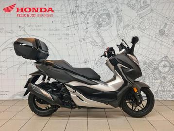 Honda NSS 300 Forza 300 (bj 2020) beschikbaar voor biedingen