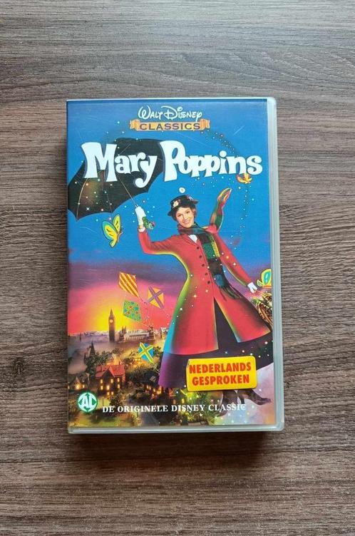VHS - Mary Poppins - Nederlands - Walt Disney Classics - €3, Cd's en Dvd's, VHS | Film, Gebruikt, Nederlandstalig, Alle leeftijden