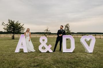te huur lichtletters en lichtcijfers beschikbaar voor biedingen