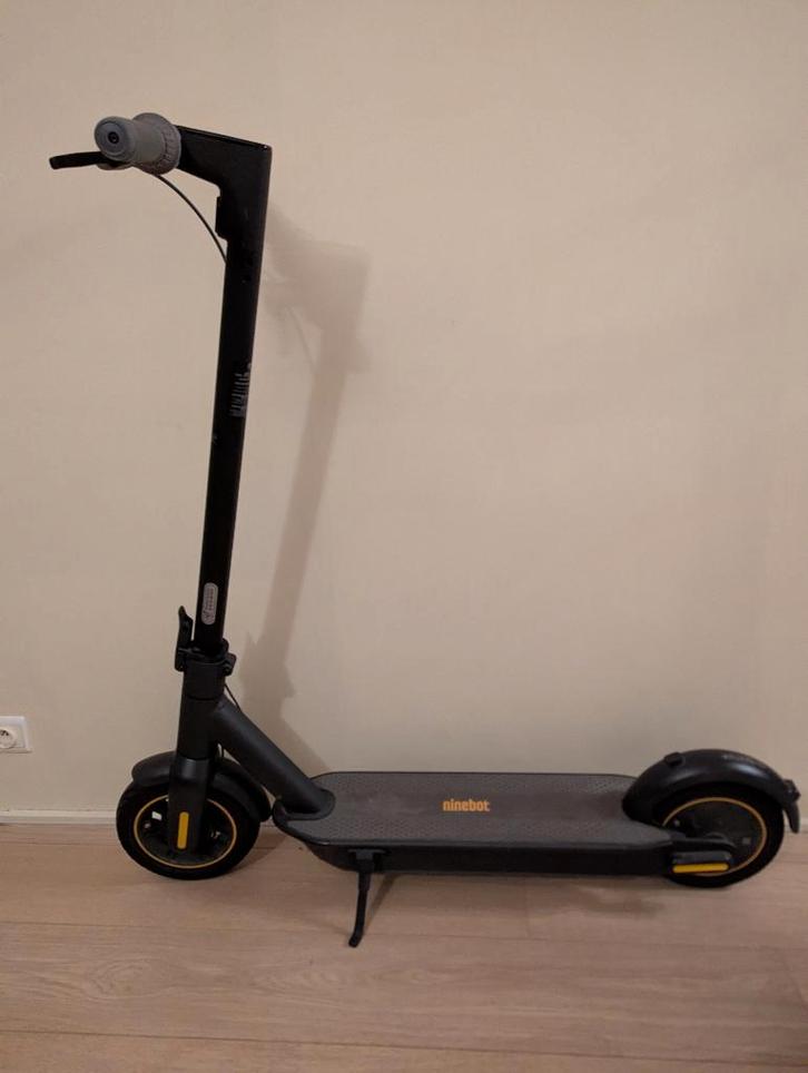 Segway Ninebot - MAX G30, Vélos & Vélomoteurs, Trottinettes, Comme neuf, Step électrique (E-scooter), Enlèvement