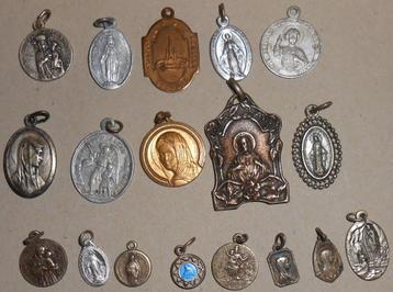 18 Religieuze medailles hangers medaille hanger  Religieuze  beschikbaar voor biedingen