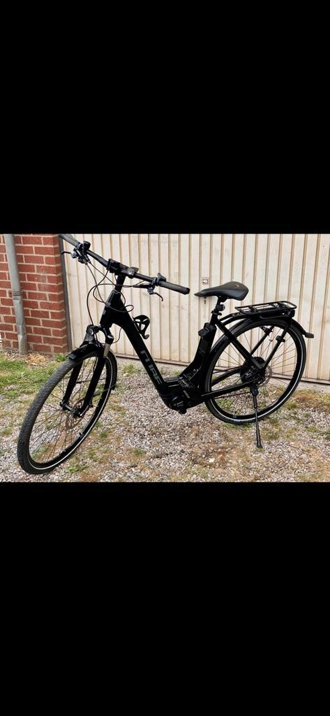 Vélo électrique CUBE TOURING 54 avec moteur BOSCH !!!, Fietsen en Brommers, Elektrische fietsen, Zo goed als nieuw, Cube, 51 tot 55 cm