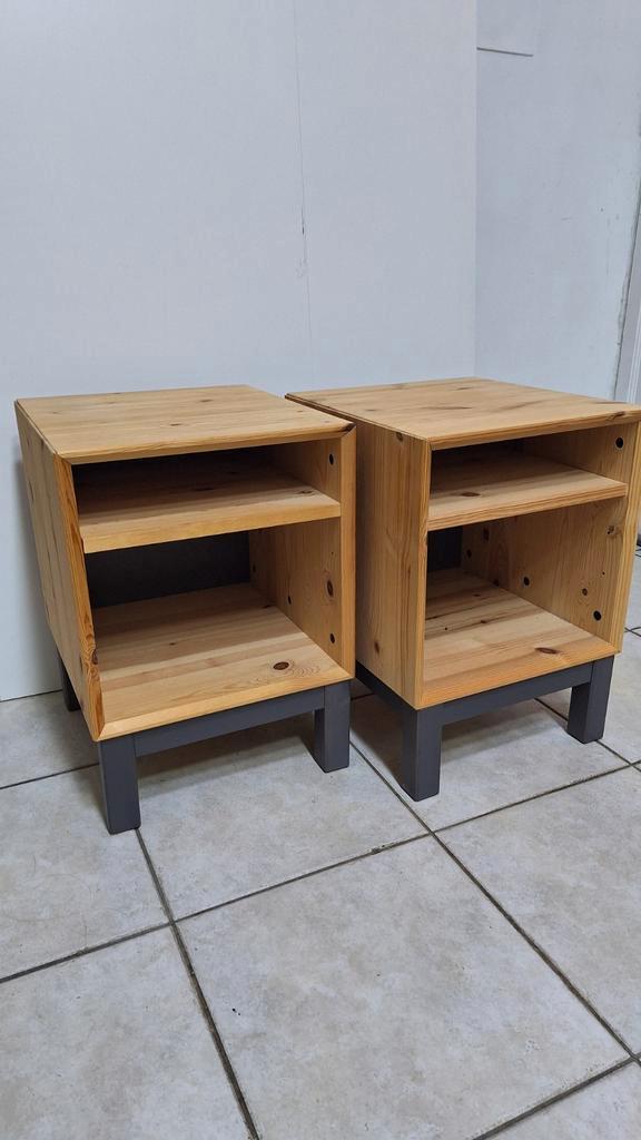 Lot 2 Tables de chevet Nornas Ikea en bois, Maison & Meubles, Accessoires pour la Maison | Autre, Comme neuf, Enlèvement