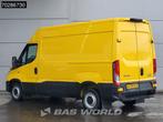 Iveco Daily 35S14 Automaat L2H2 3,5t Trekgewicht LED ACC Air, Auto's, Stof, Gebruikt, Euro 6, Iveco