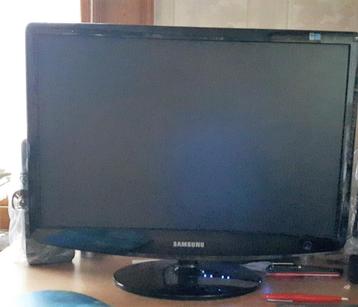un écran Samsung 22" beschikbaar voor biedingen