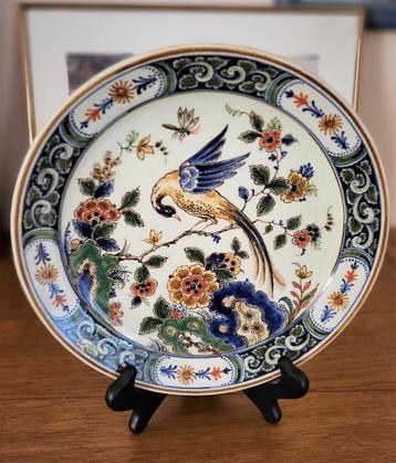 Assiette polychrome en Royal Delft de 1959