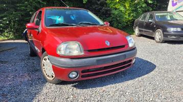 renault clio 1100cc benzine 5 deurs 169000km  beschikbaar voor biedingen