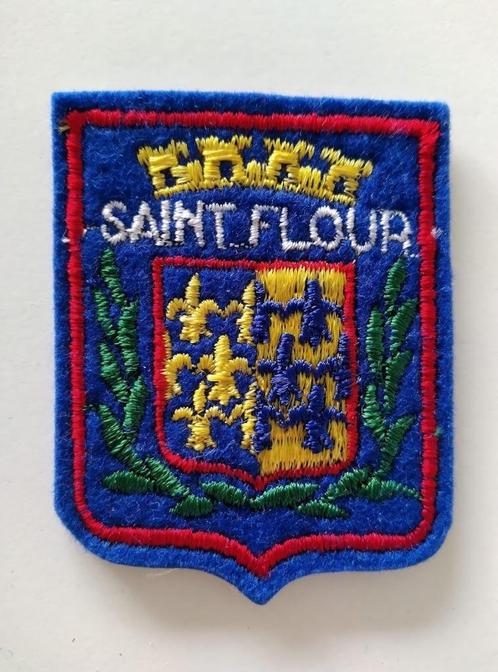 Ecusson / Patch Vintage - Saint Flour (France) - Magnifique, Collections, Broches, Pins & Badges, Comme neuf, Bouton, Ville ou Campagne