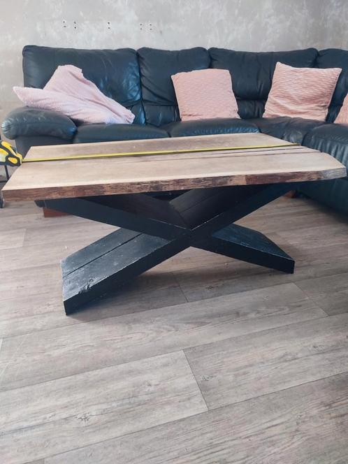Salon tafel van boomstam gemaakt., Huis en Inrichting, Tafels | Salontafels, Gebruikt, Ophalen