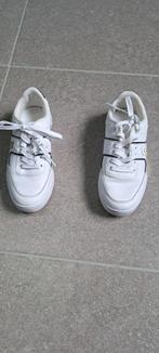 chaussures, Kleding | Dames, Schoenen, Ophalen, Wit, Zo goed als nieuw, Sneakers