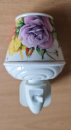 Porseleinen Stopcontact lampje met bloemen, Huis en Inrichting, Lampen | Wandlampen, Ophalen of Verzenden, Zo goed als nieuw