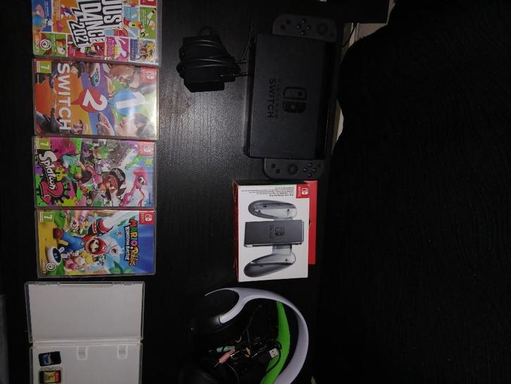 Nintendo switch v1, Games en Spelcomputers, Games | Nintendo Switch, Ophalen