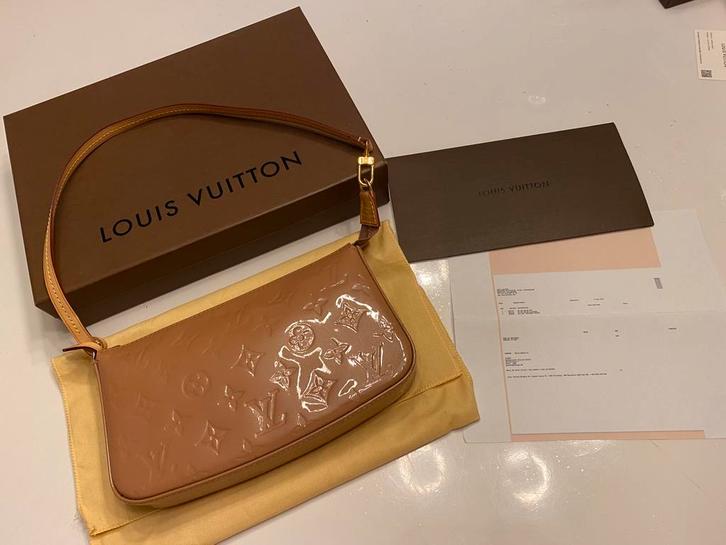 Sac Louis vuitton, Bijoux, Sacs & Beauté, Sacs | Sacs Femme, Neuf, Sac à bandoulière, Beige, Enlèvement ou Envoi