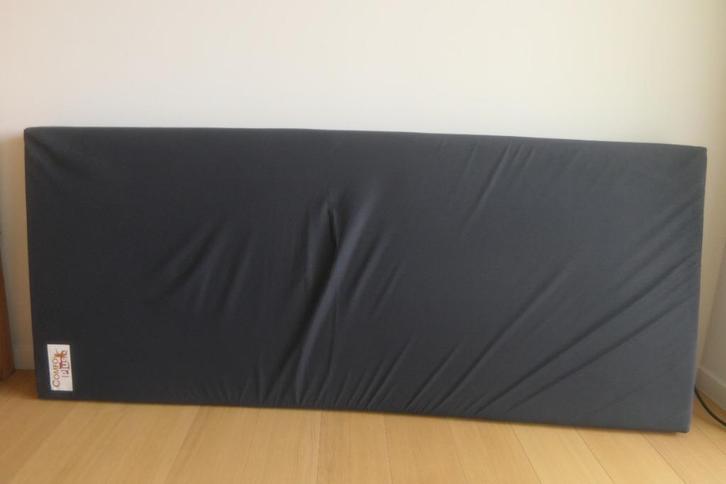 hygienische matras met vochtbestendige hoes  Comfo Plus, Huis en Inrichting, Slaapkamer | Matrassen en Bedbodems, Zo goed als nieuw