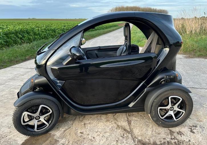Renault Twizy 45, Auto's, Renault, Particulier, Twizy, Lichtmetalen velgen, Elektrisch, Coupé, Automaat, Zwart, Zwart, Achterwielaandrijving