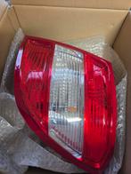 Mercedes achterlicht, Ophalen