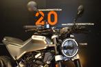 Husqvarna Svartpilling 125 en véritable état neuf 2702 Km, Motos, Motos | Husqvarna, 1 cylindre, Naked bike, 125 cm³, Jusqu'à 11 kW