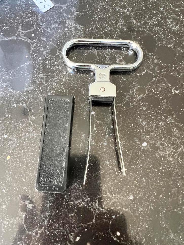 Tweepoots-kurkentrekker-Italy, Verzamelen, Wijnen, Gebruikt, Ophalen of Verzenden