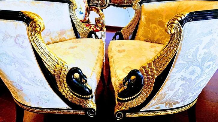 Uitzonderlijke zetels in zwaanmotief afgewerkt met bladgoud, Antiek en Kunst, Kunst | Designobjecten, Ophalen